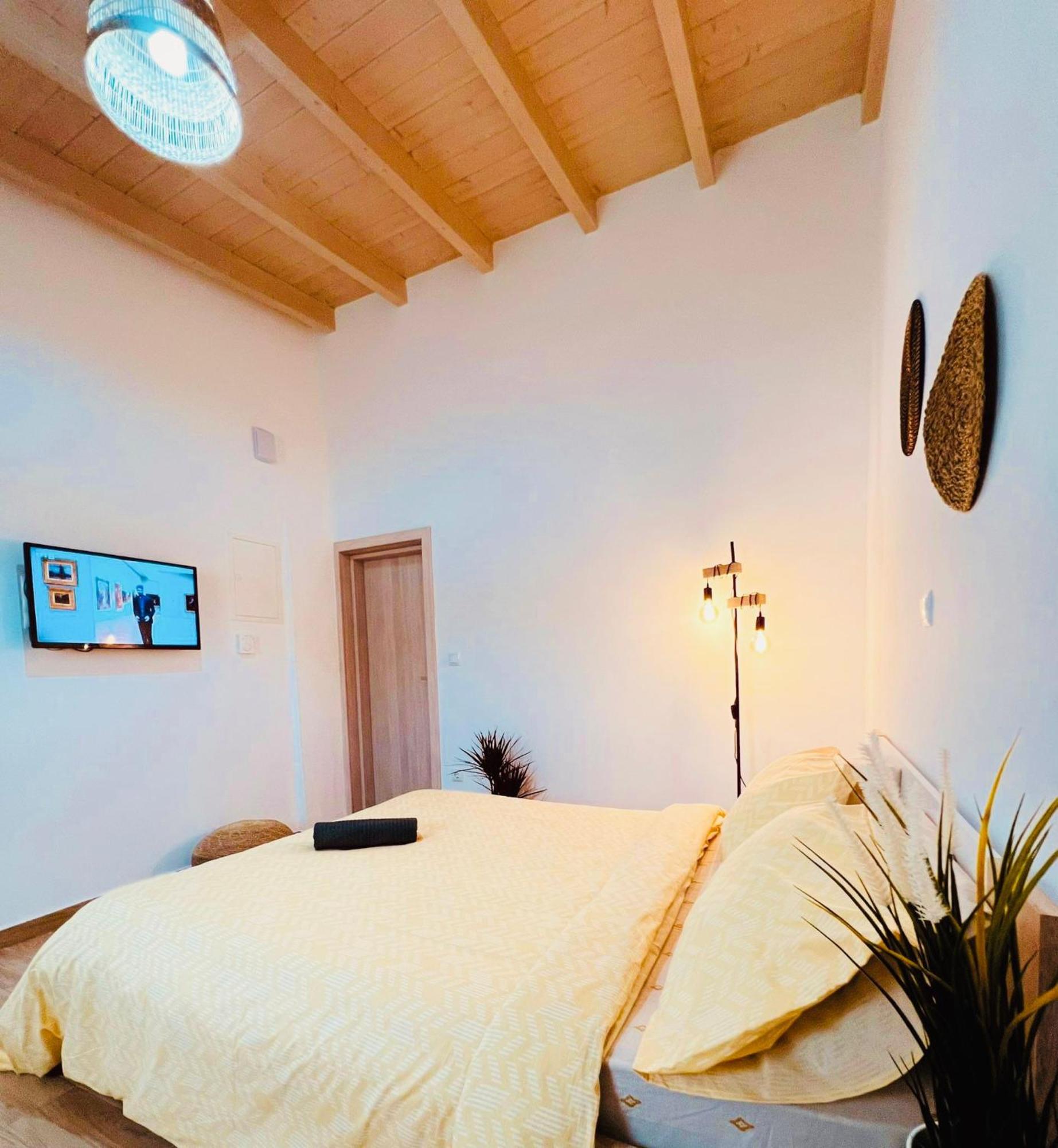 Abuelo Apartment Artemi Extérieur photo